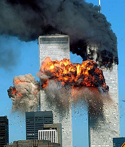Zamach na World Trade Center 11 września 2001 roku. Źr.Flickr.com