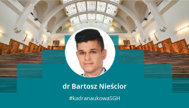 na grafice zdjęcie Bartosza Nieściora