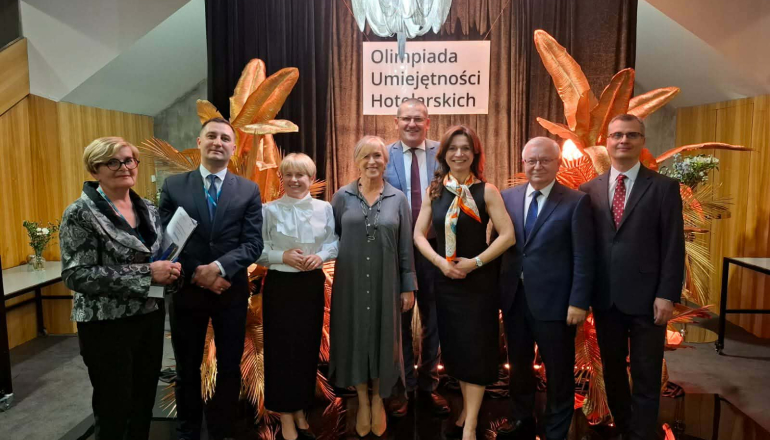 na zdjęciu organizatorzy IV edycji olimpiady