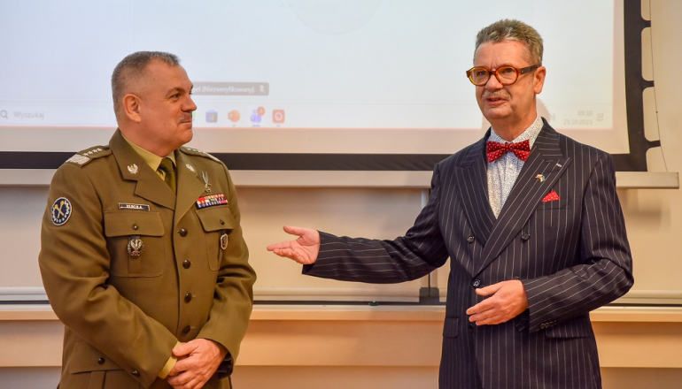 rektor SGH i Generał 