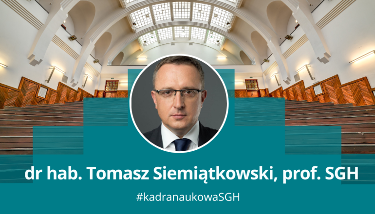 grafika przedstawiająca twarz mężczyzny w okrągłej ramce na tle uczelnianej auli