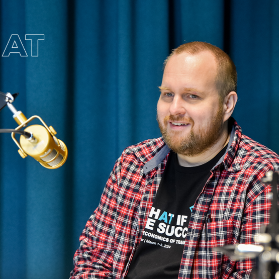 na zdjęciu prof. Jakub Growiec