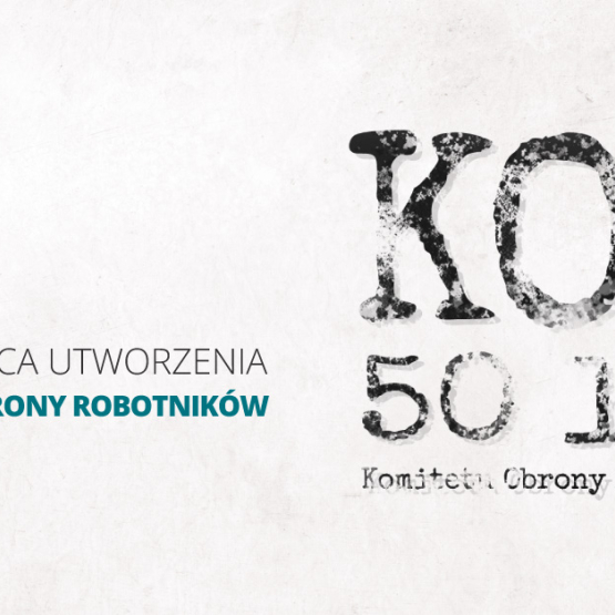 na białym tle napis KOR 50 lat, po lewej stronie logo SGH