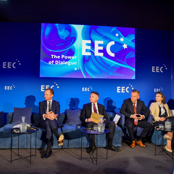 zdjęcie ekspertów z panelu