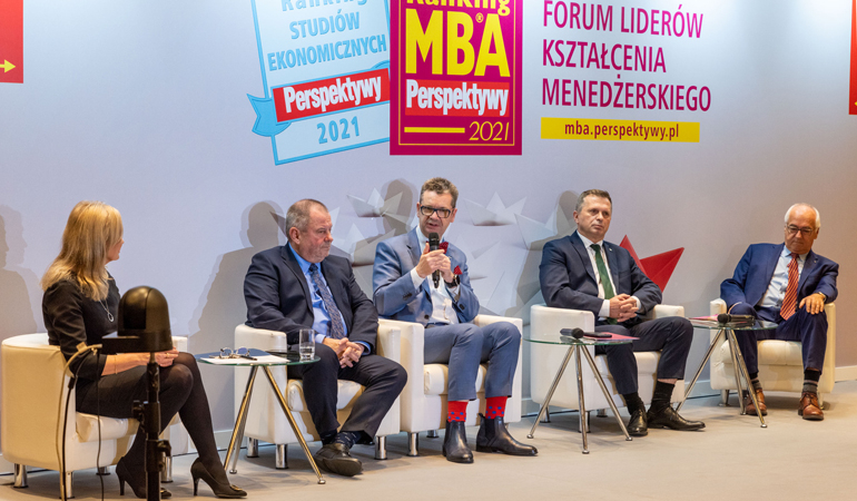 na zdjęciu goście Forum Liderów Kształcenia Menedżerskiego Perspektywy 2021