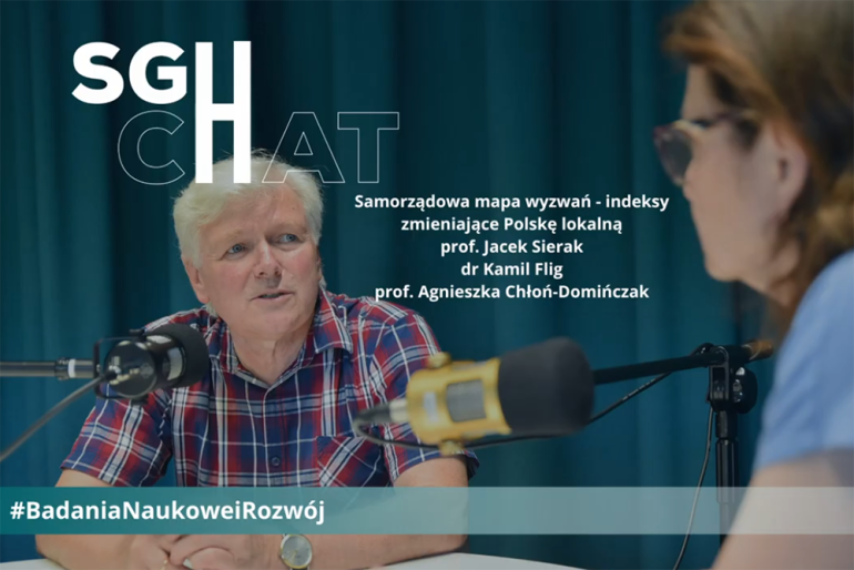 rozmówcy w studiu podcastów