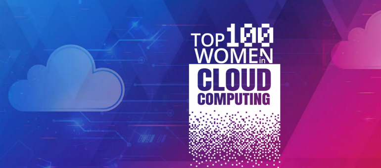 grafika przedstawiająca zarys chmur na niebiesko-różówym tle i napis Top 10 Women in Cloud Computing