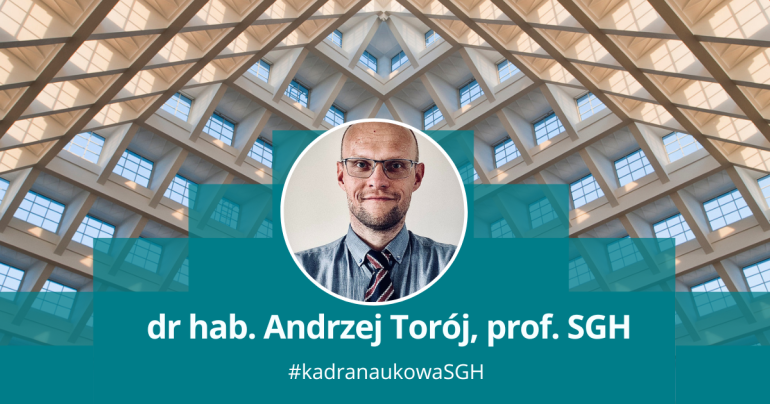 na tle szklanego dachu grafika przedstawiająca zdjęcie mężczyzny w okrągłej ramce i podpis