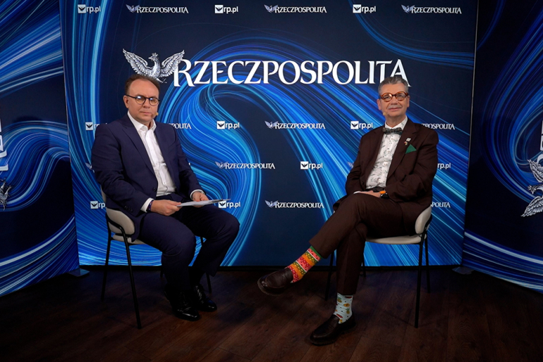 na zdjęciu dwóch mężczyzn w studiu Rzeczpospolitej na EFNI 2026